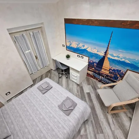 Apartment In Piazza Vittorio Veneto Con Parcheggio, Turin