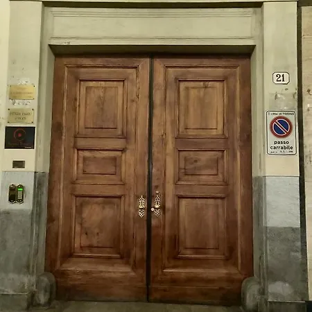 In Piazza Vittorio Veneto Con Parcheggio,