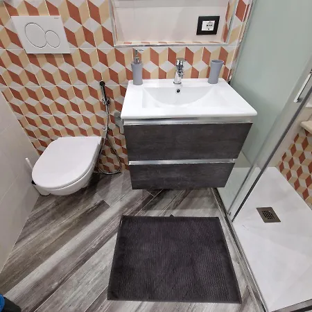 Apartment In Piazza Vittorio Veneto Con Parcheggio, *