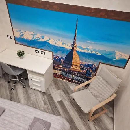 Apartment In Piazza Vittorio Veneto Con Parcheggio, Turin