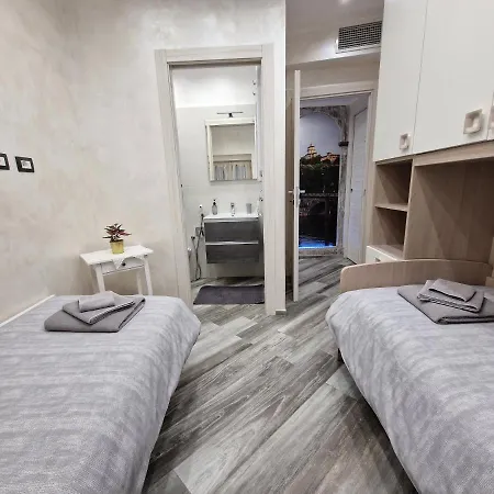 In Piazza Vittorio Veneto Con Parcheggio, * Turin