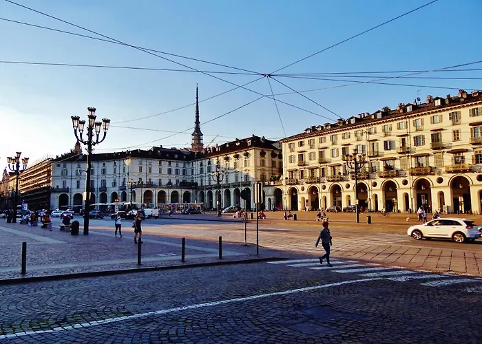 In Piazza Vittorio Veneto Con Parcheggio, Appartamento *